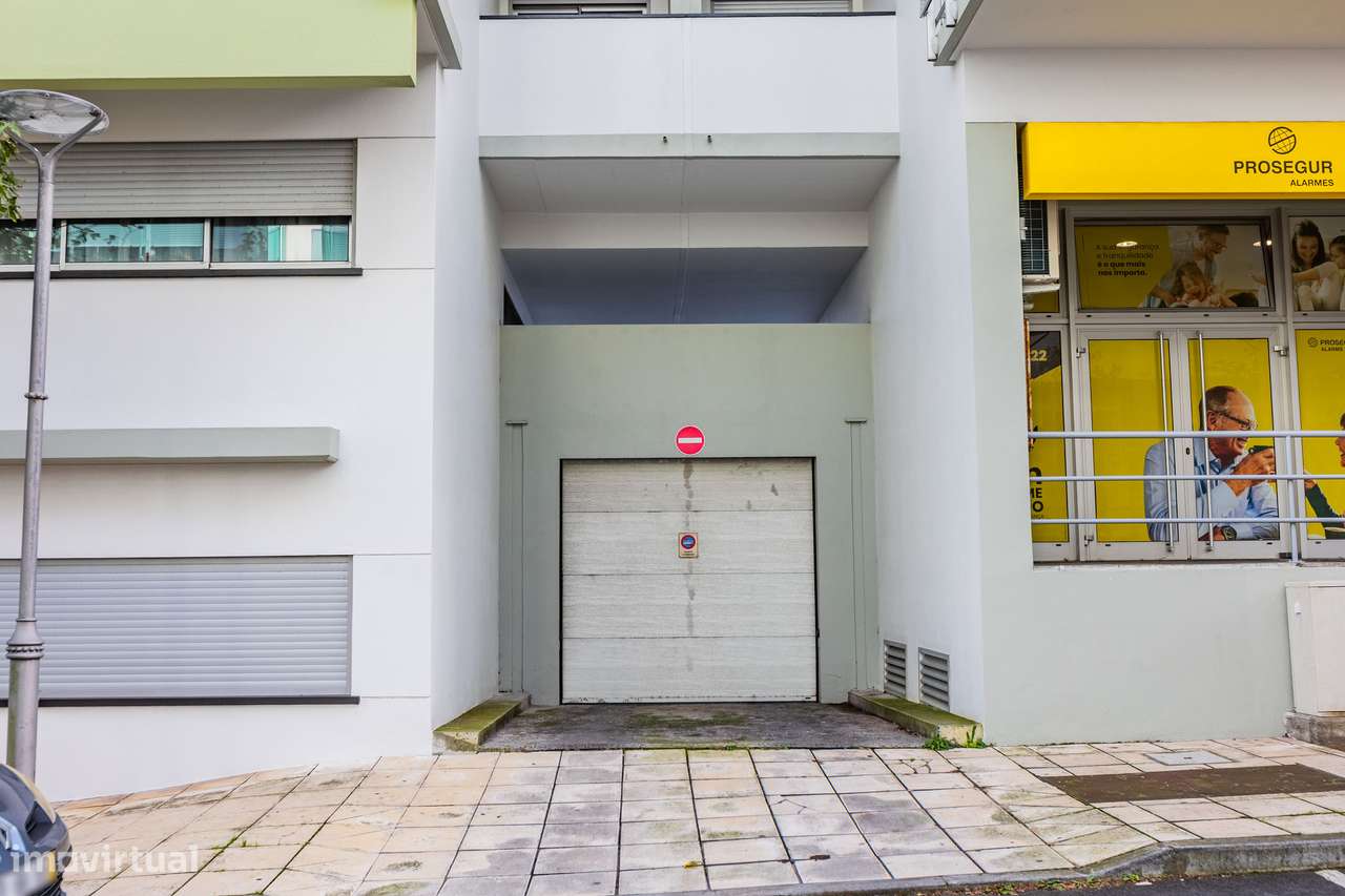 Apartamento T3 - Centro Ponta Delgada - Grande imagem: 4/52