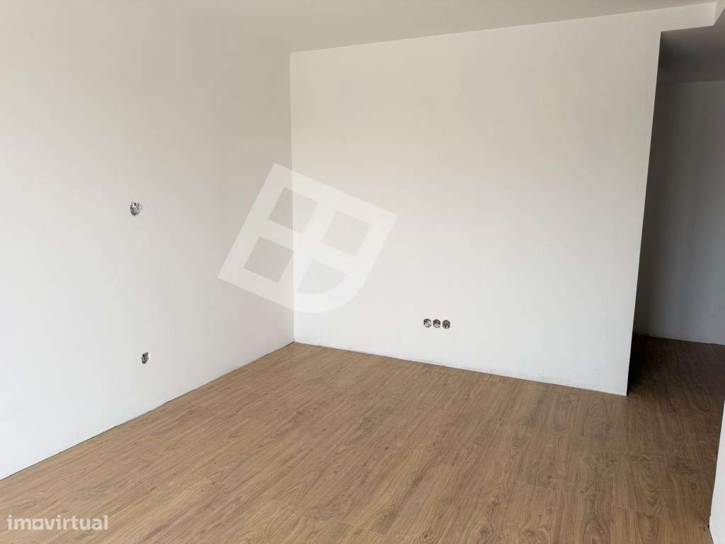 Moradia T5 próxima às Praias Conforto, Espaço e Qualidade de Vida-36