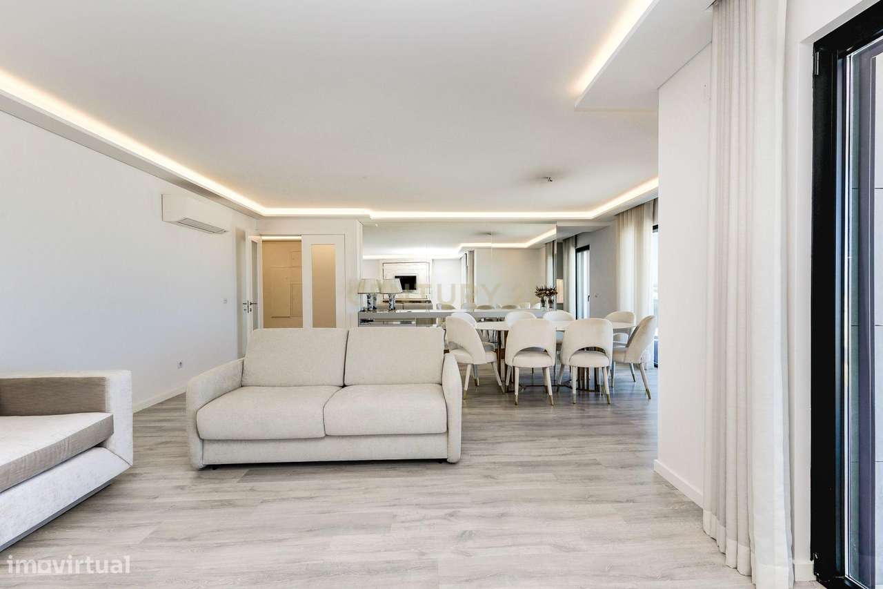 T3 com terraço e VISTA MAR em condomínio de luxo na Ericeira - Grande imagem: 4/43
