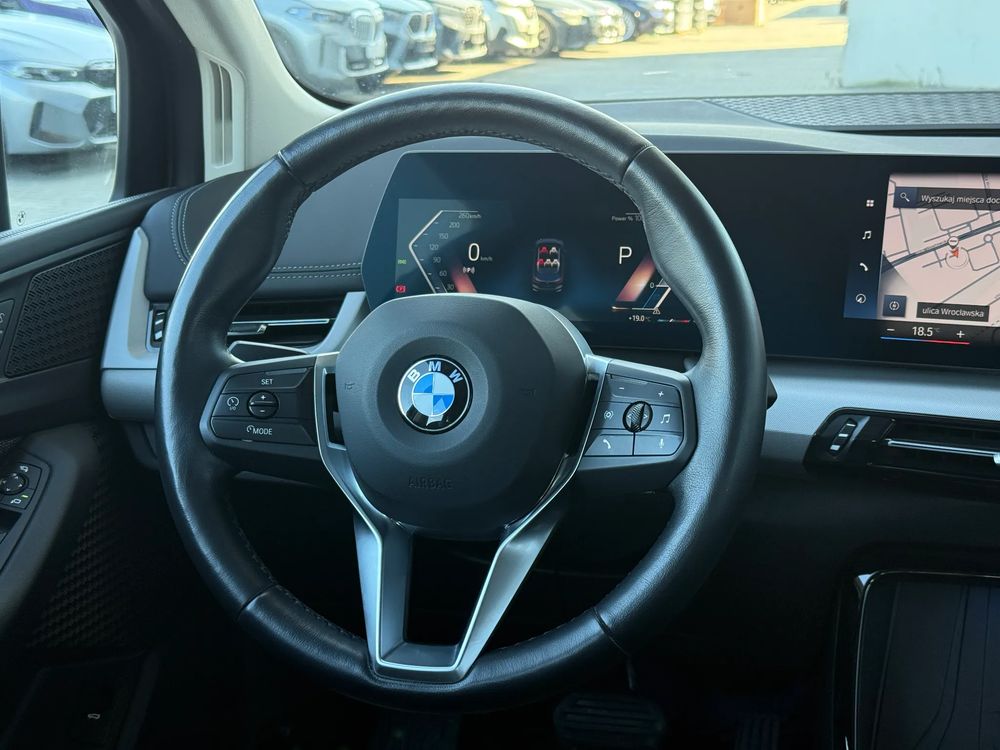 BMW Seria-2 218I 1.5 Benzyna 136 KM — zdjęcie 2