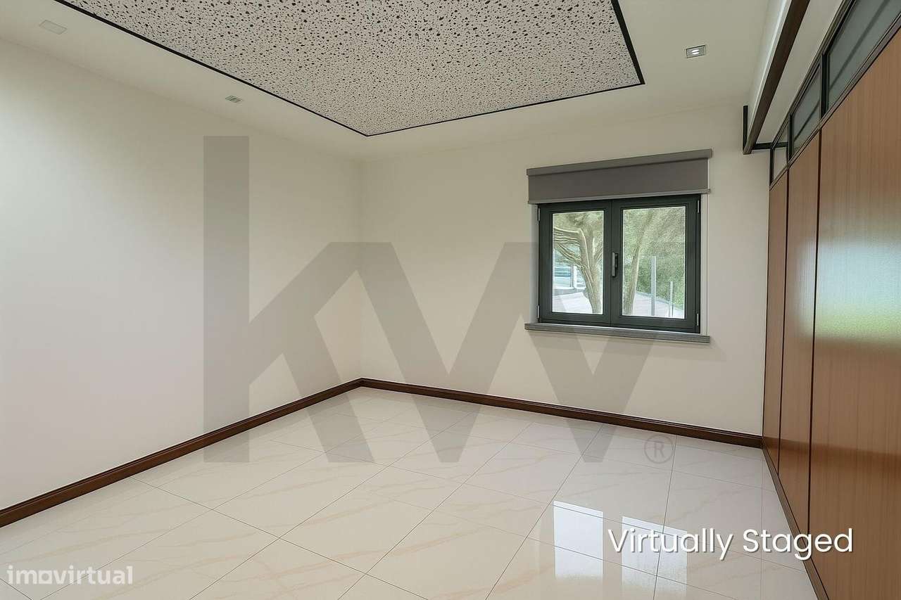 Moradia V5 com Jardim e Garagem em Alfragide – Mais de 400 m2 de Área - Grande imagem: 5/26