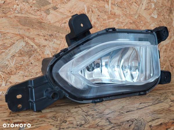 HYUNDAI KONA 17- HALOGEN PRAWY PRZÓD 92202-J9 - 2