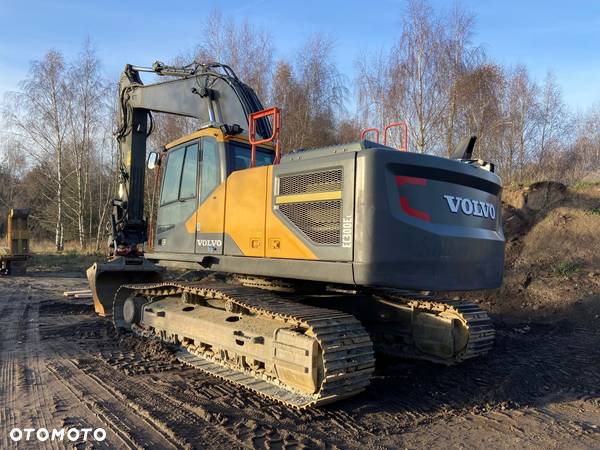 Volvo EC 300EL - 2