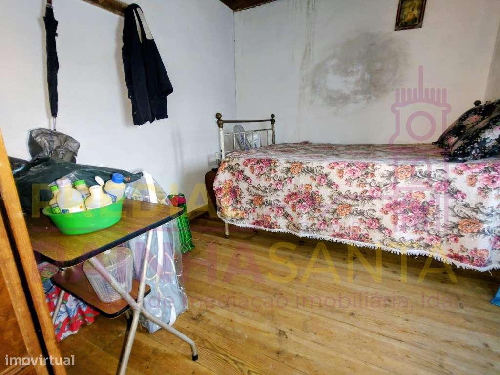 Moradia M2 em pedra; c/ terreno- Pronta a habitar - Penela-10