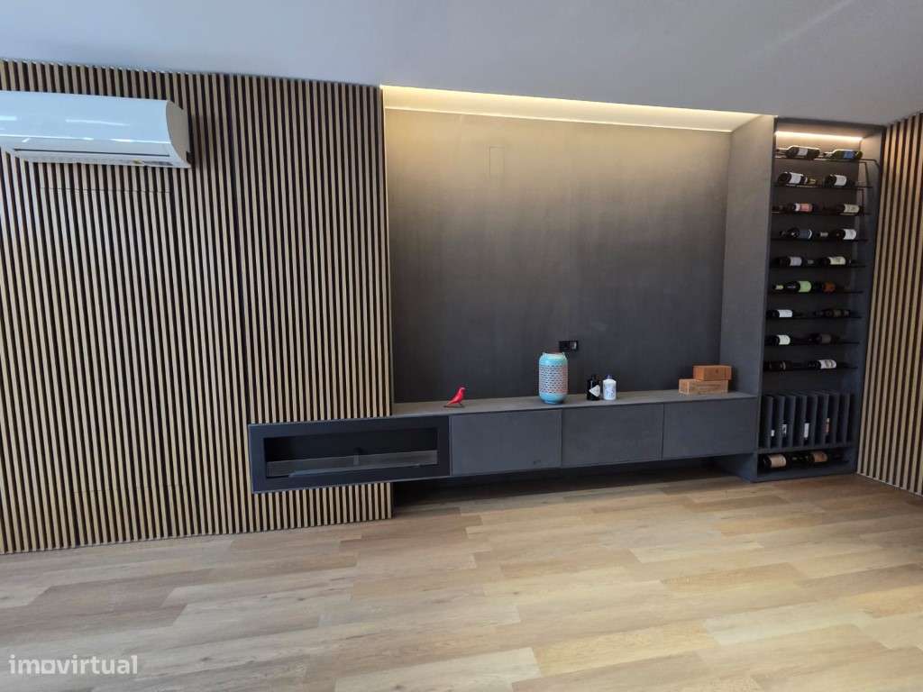 Apartamento Elegante e Contemporâneo no Centro de Algés-25