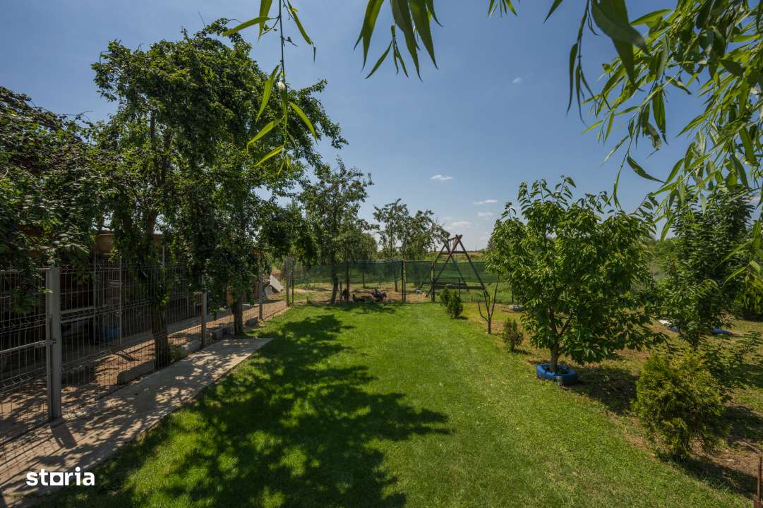 RACARI - DAMBOVITA, CASA PE PARTER 85 MP, LOT 2200 MP!-17