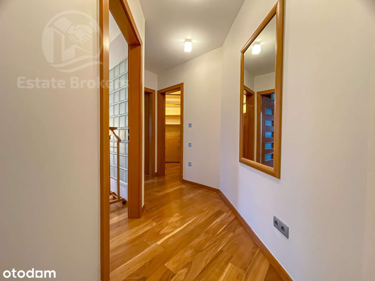 Funkcjonalne mieszkanie z dokonałą komunikacją-15