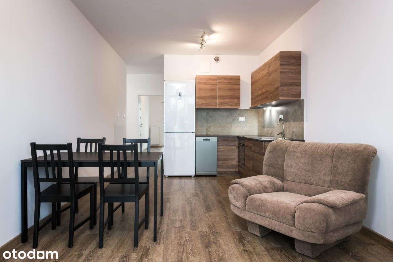 Flisa, cztery pokoje w apartamentowcu z garażem