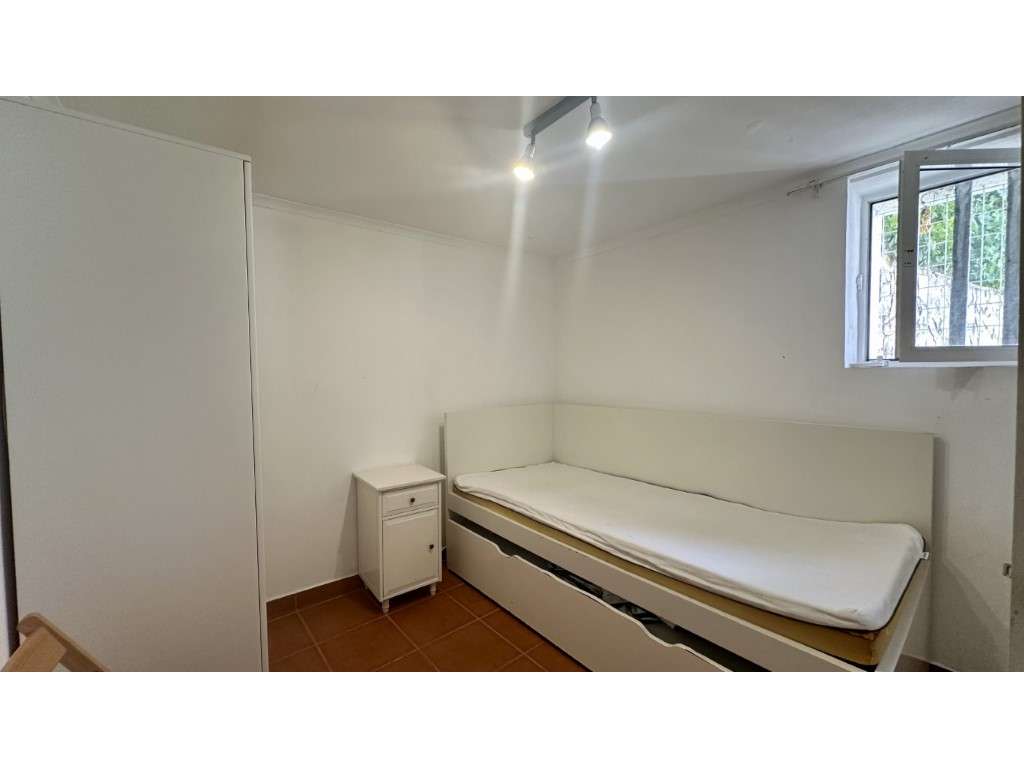 Apartamento T2 para venda na Estrela-13