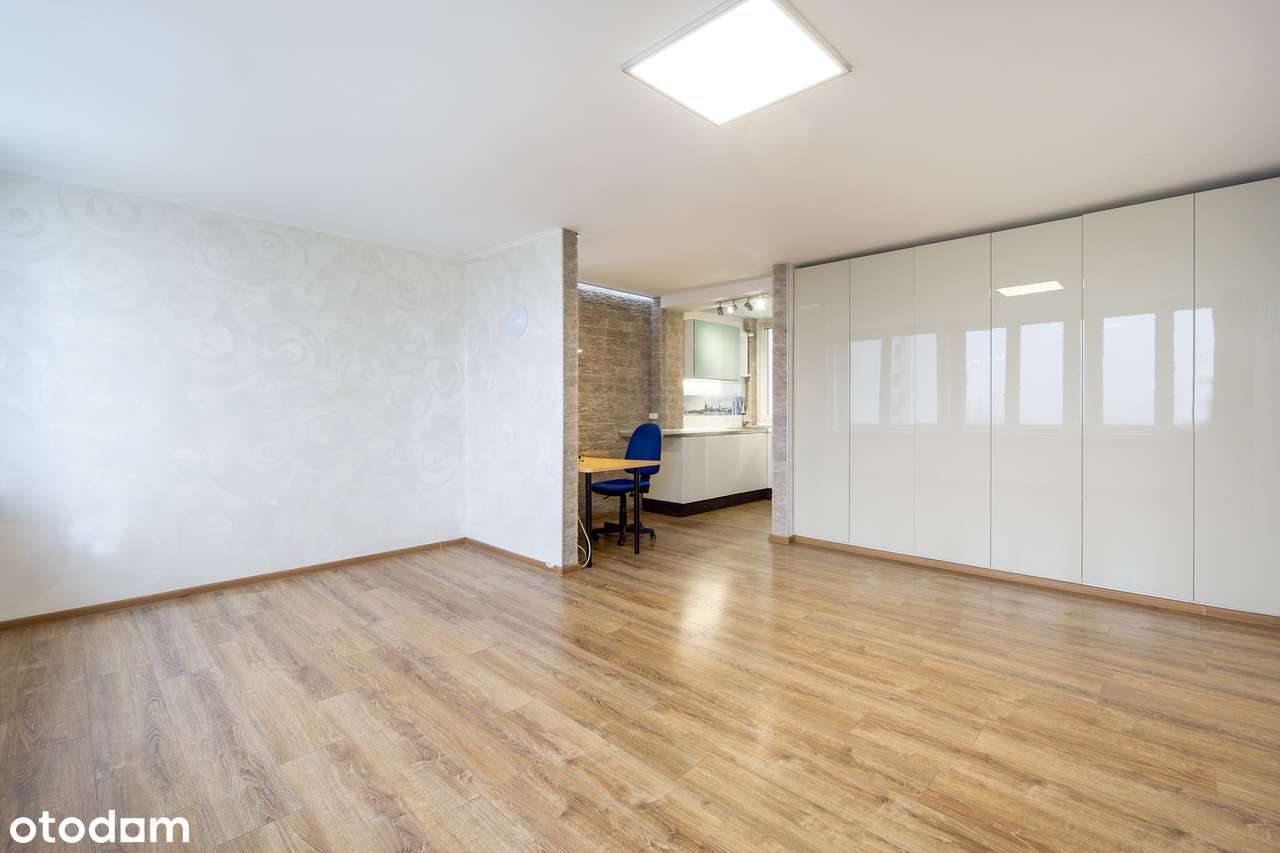 Cena jak za mieszkanie do remontu! Wolne od zaraz! Parking!-12