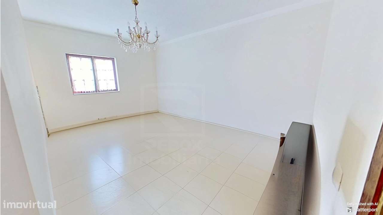 Moradia T6 com Terreno 1000 m² + Terreno Rústico – Medelim-13