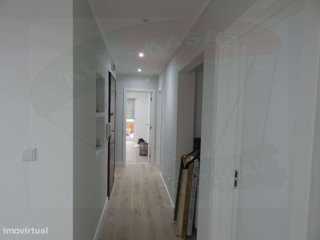 Apartamento T3, em REMODELAÇÃO TOTAL, Damaia - Grande imagem: 5/18