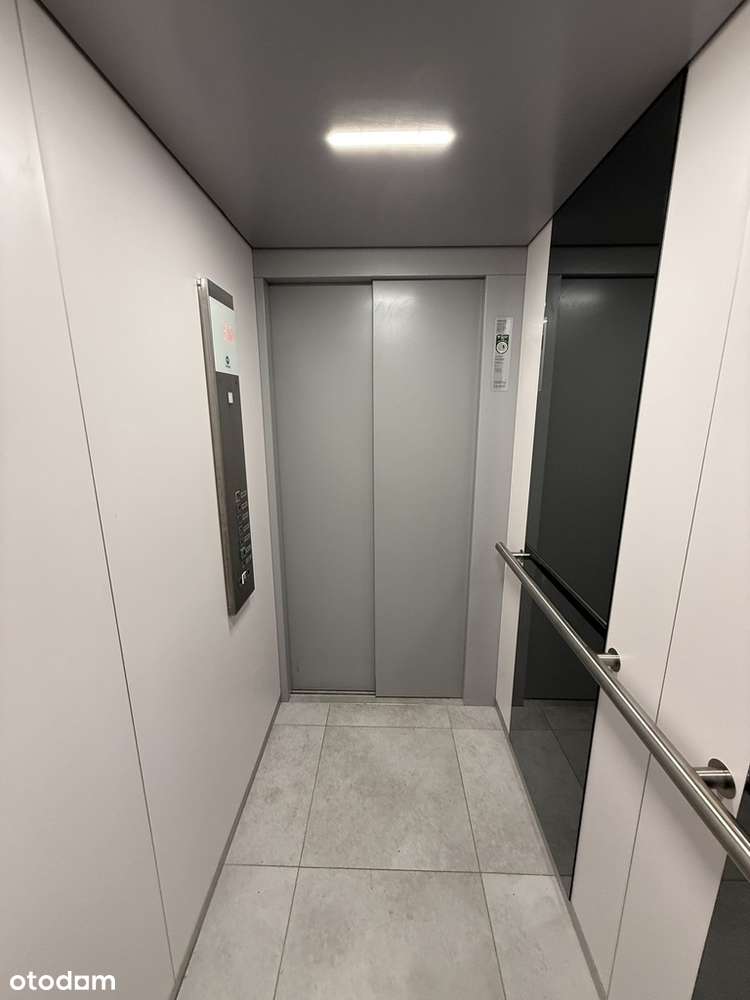 Kawalerka/Klimatyzacja/4,5m sufit/Kamienica winda-6