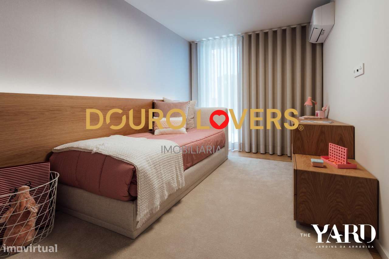 APARTAMENTO T4 | VARANDA | JARDINS D'ARRÁBIDA-11