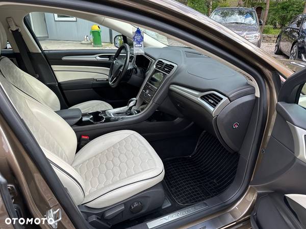 Ford Mondeo Vignale 2.0 TDCi PowerShift - 15