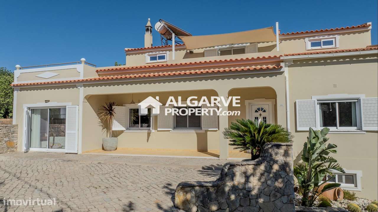 Moradia V3 + 2 numa zona calma perto de Loulé, Algarve-36