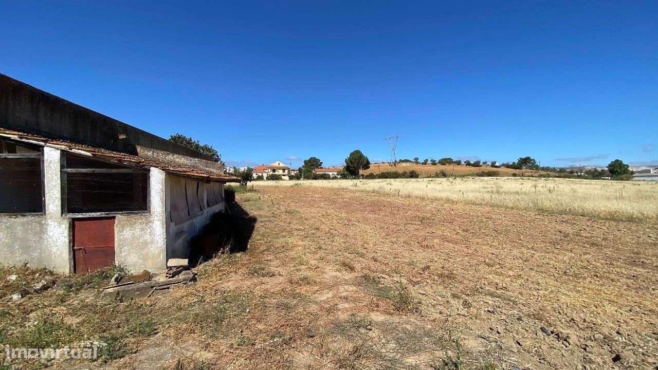 Lote de terreno com 53.162,5m2, localizado a 3Km do Nó do Carregado-10