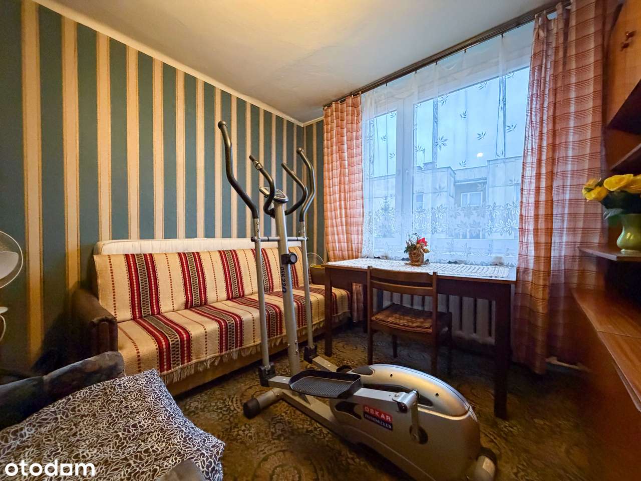 Narożne mieszkanie 68,4 m² w centrum Łukowa– 4 pokoje, balkon, parking-9