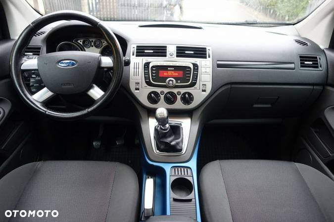 Ford Kuga - 15