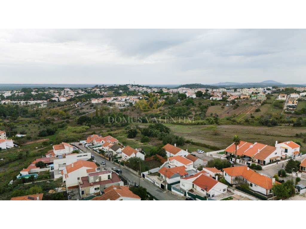 Terreno em Sesimbra - a apenas 10 minutos da praia! - Grande imagem: 5/8