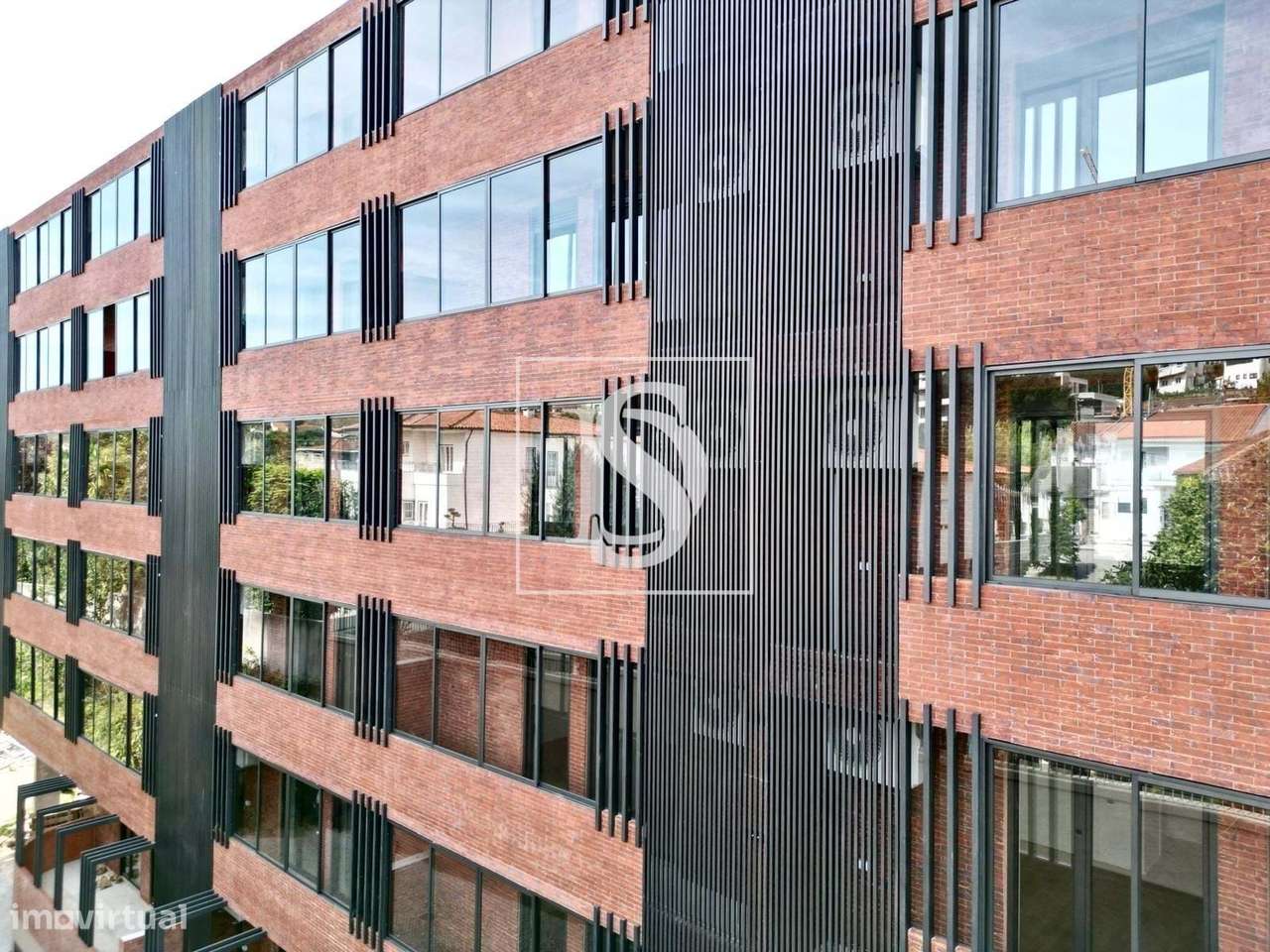 T2 Penthouse com Terraço Privado - Grande imagem: 4/27