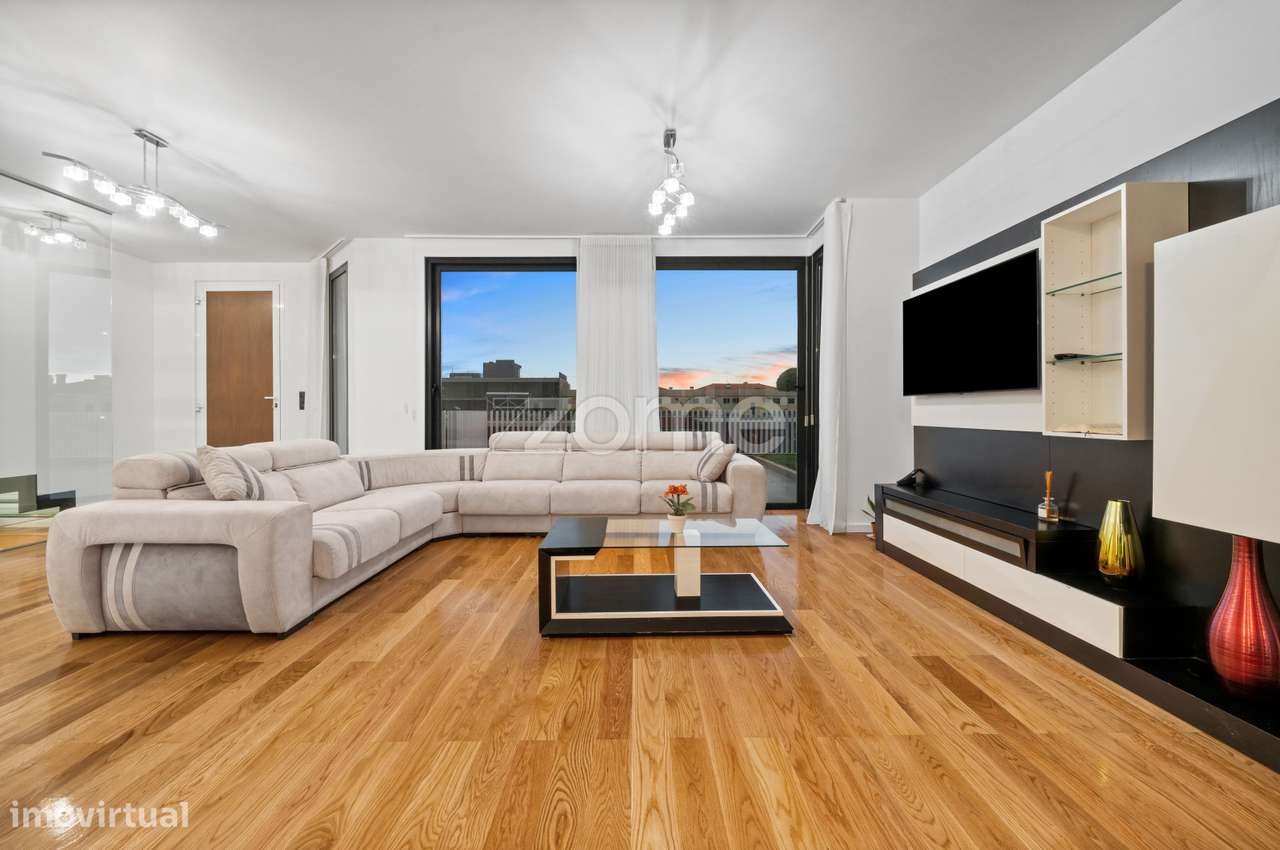 Moradia T3 na Ajuda (Funchal) - Grande imagem: 4/40