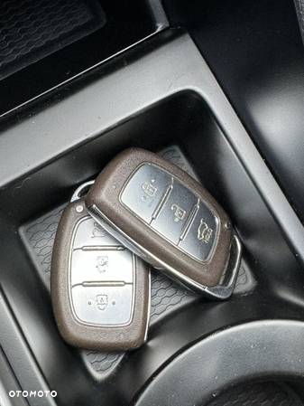 Hyundai Tucson 2.0 CRDi 4WD Automatik Premium - 33
