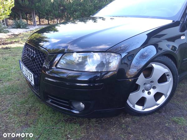 Audi A3 1.8T FSI Attraction - 8