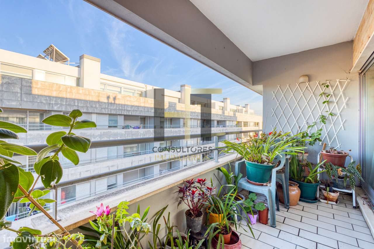 Apartamento T3 em Condomínio Fechado com Garagem Fechada e Vistas des - Grande imagem: 5/32