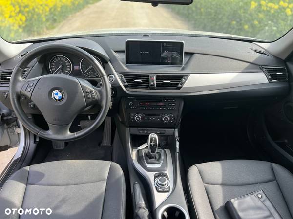 BMW X1 sDrive18d Sport Line - 26