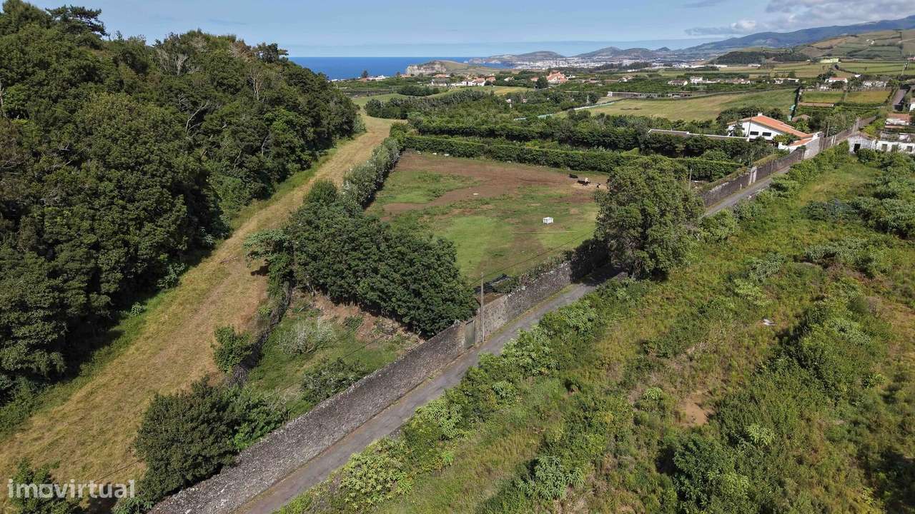Terreno rústico com 6.080 m2 e vista para o mar e para a serra | Areia-8