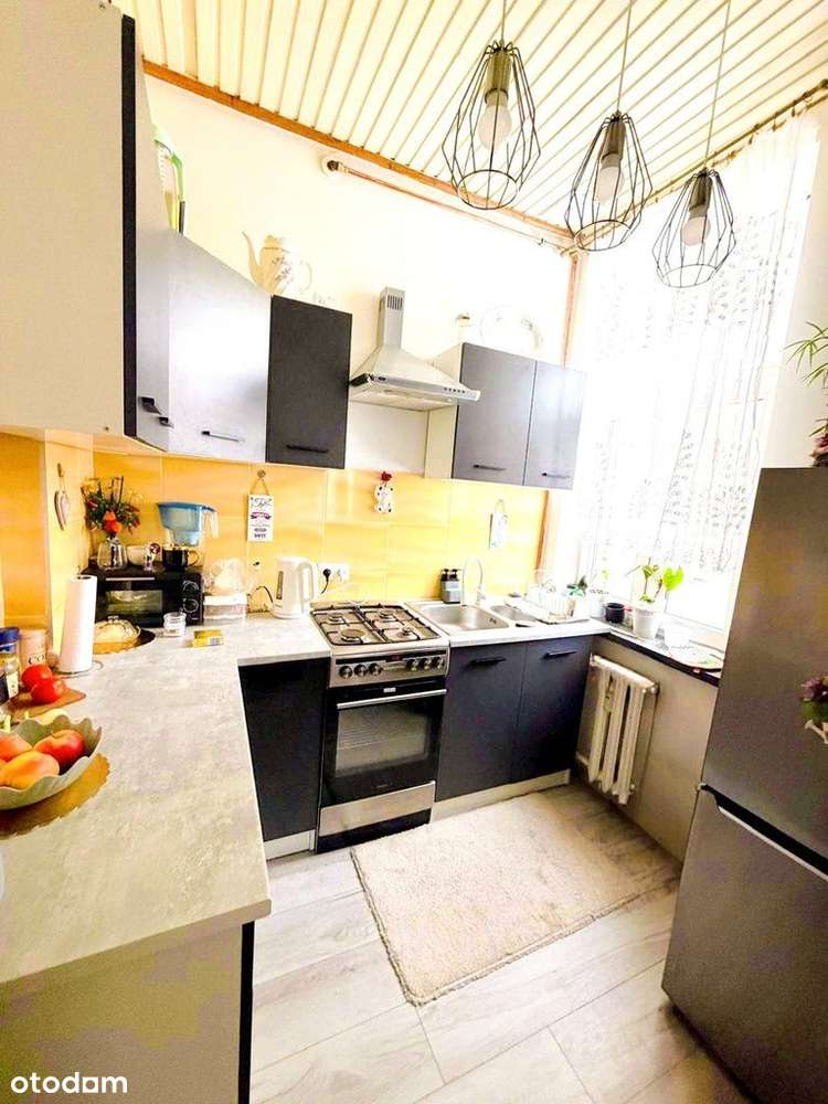 Mieszkanie przy rynku/1 piętro/2 pokoje.-1