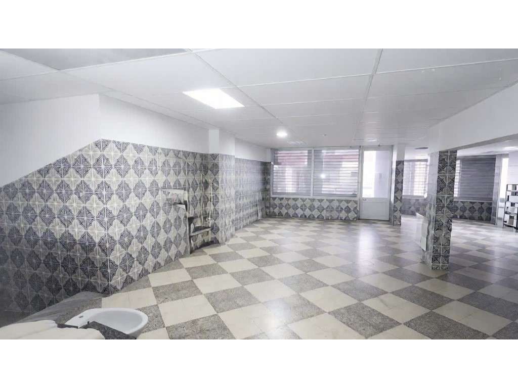 Loja no Centro da Pontinha - Grande imagem: 2/8