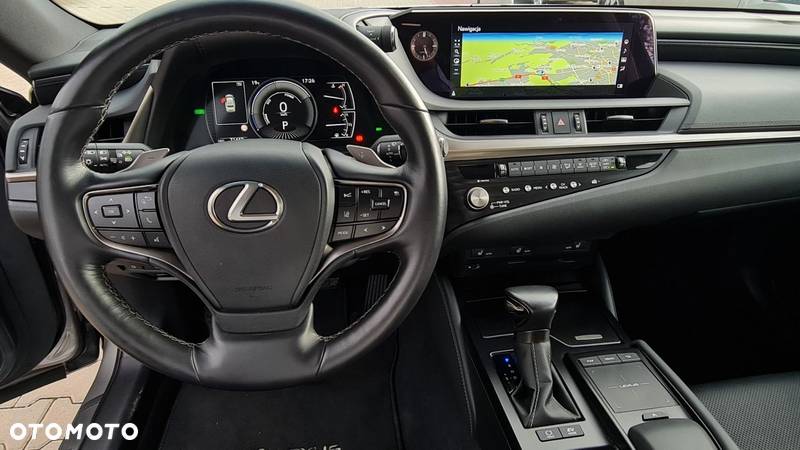 Lexus ES - 13