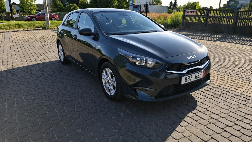 Kia Ceed III (2018-) 1.5 T-GDI Business Line Plus 2023