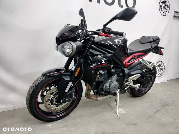 Triumph Street Triple - 18