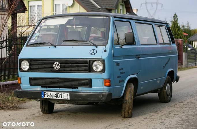 Volkswagen Transporter - 1