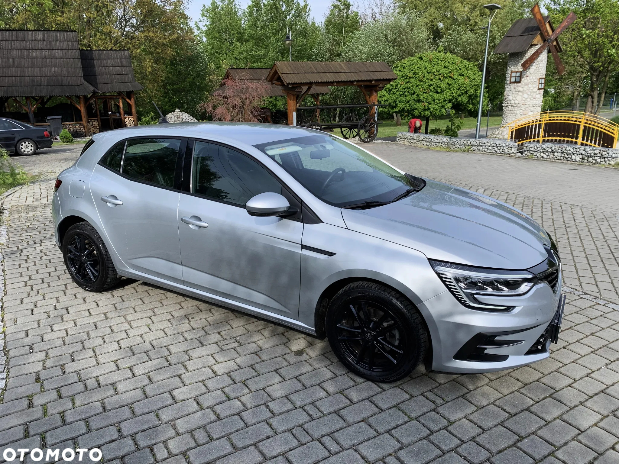 Renault Megane 1.5 Blue dCi Intens - 3