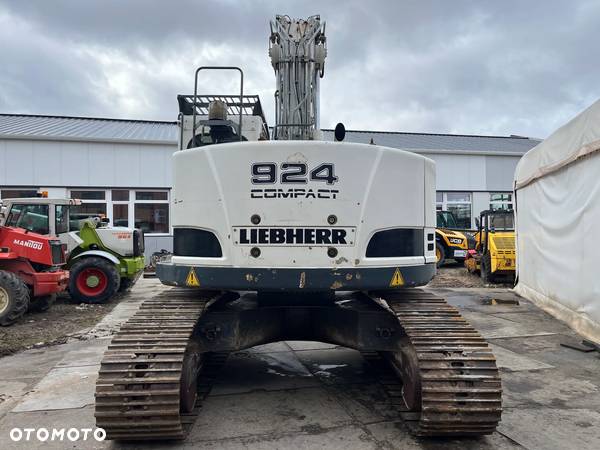 Liebherr R924 COMPACT - 4