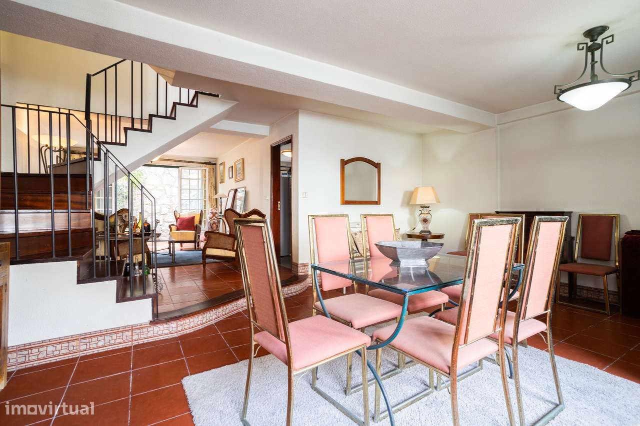 Moradia T4 com 2 Suites, Terraço e Logradouro na Penha de França - Grande imagem: 4/40