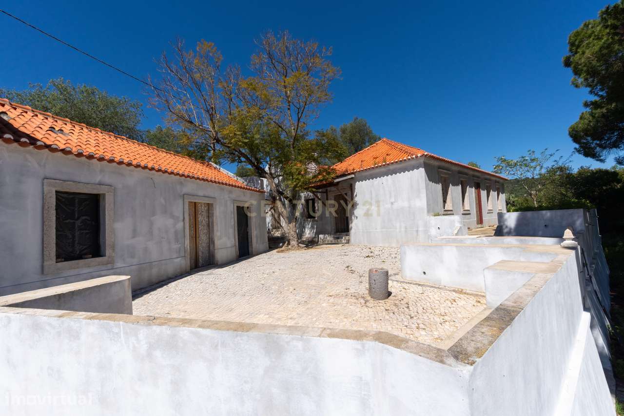 Emblemática Qta de Arronches Junqueiro c/ Piscina e 6025m2-40