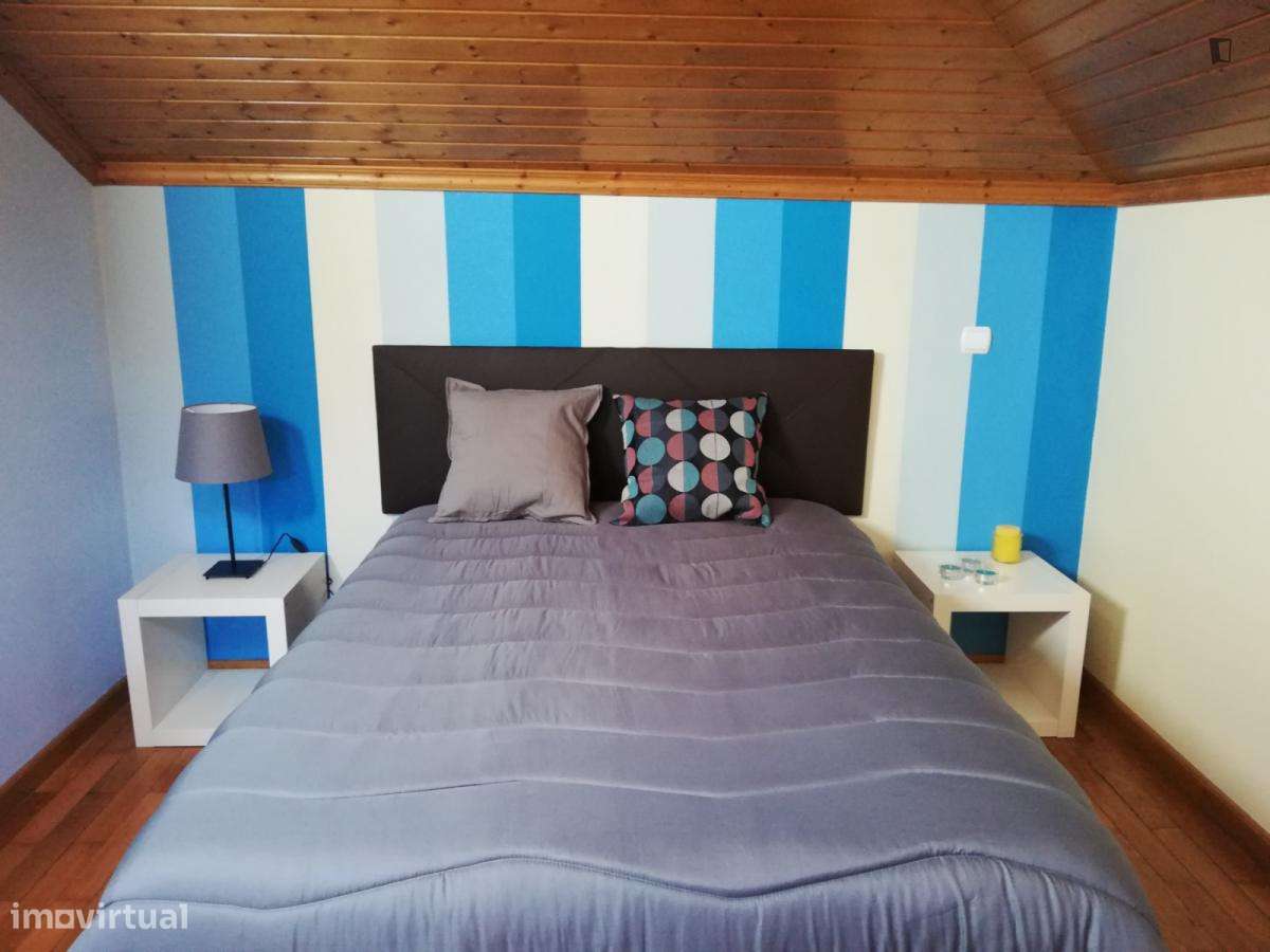 Quarto - localizado em Lisbon - Grande imagem: 5/10