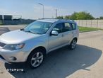 Mitsubishi Outlander - 3