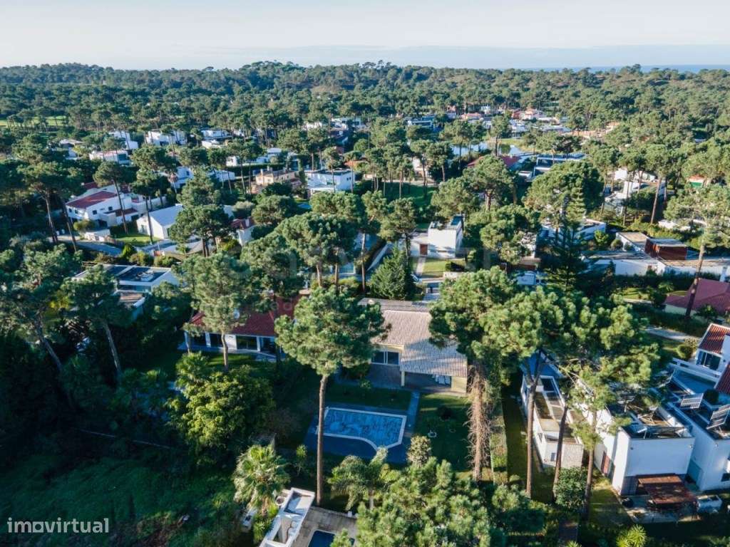Moradia Térrea V4 de Luxo na Prestigiada Herdade da Aroeira - Grande imagem: 5/17