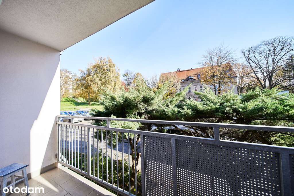 Dwa słoneczne pokoje z balkonem-11