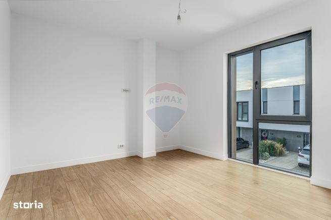 Vilă cu 4 camere de vânzare, curte, 2 locuri parcare, ansamblu inchis-12