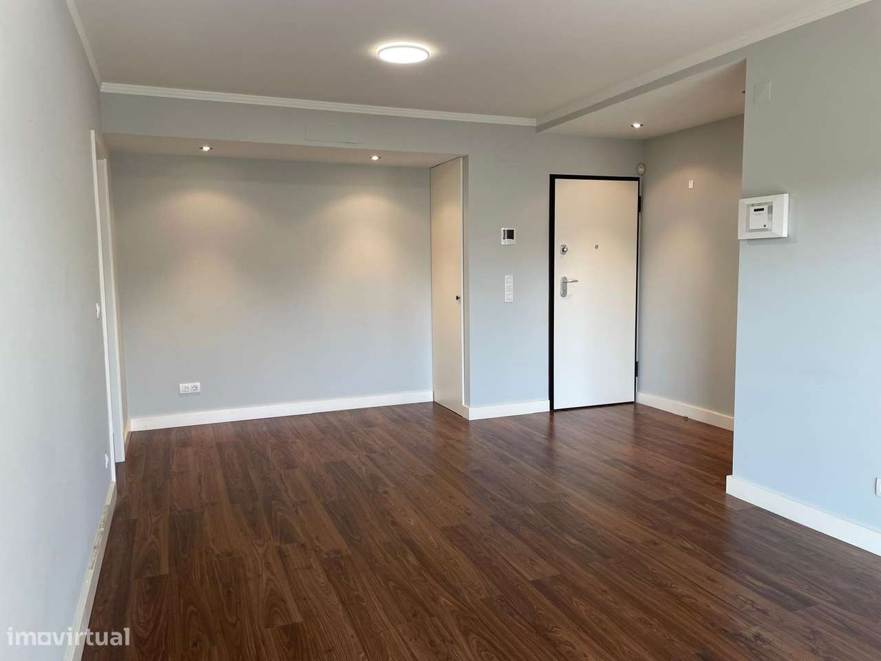 Arrendo Apartamento T1 – Alto dos Capuchos, Costa da Caparica - Grande imagem: 3/16