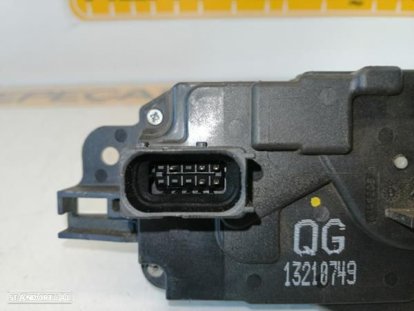 Fecho Porta Frente Dto Opel Astra H (A04) - 4