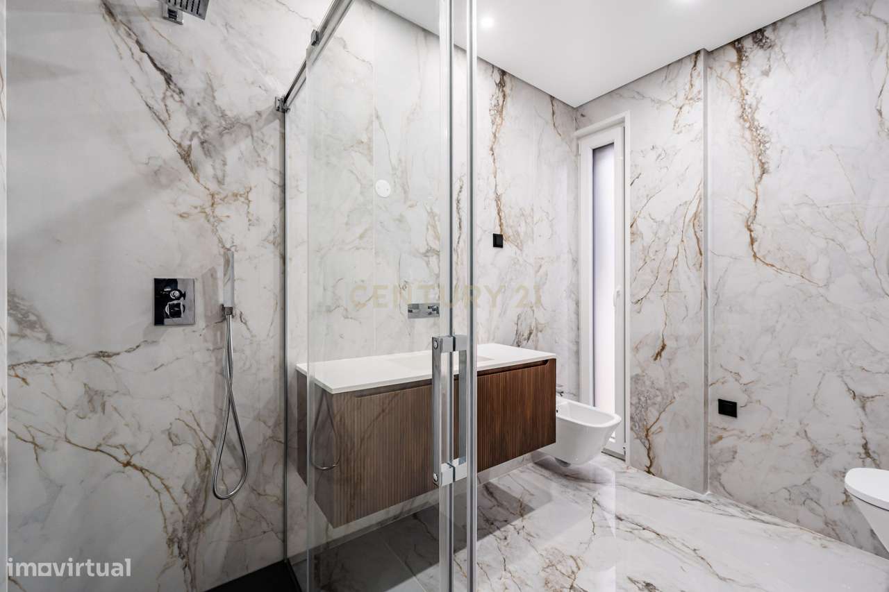 Moradia T3 Nova com Piscina em Palmela - Urbanização calma junto à A33-18