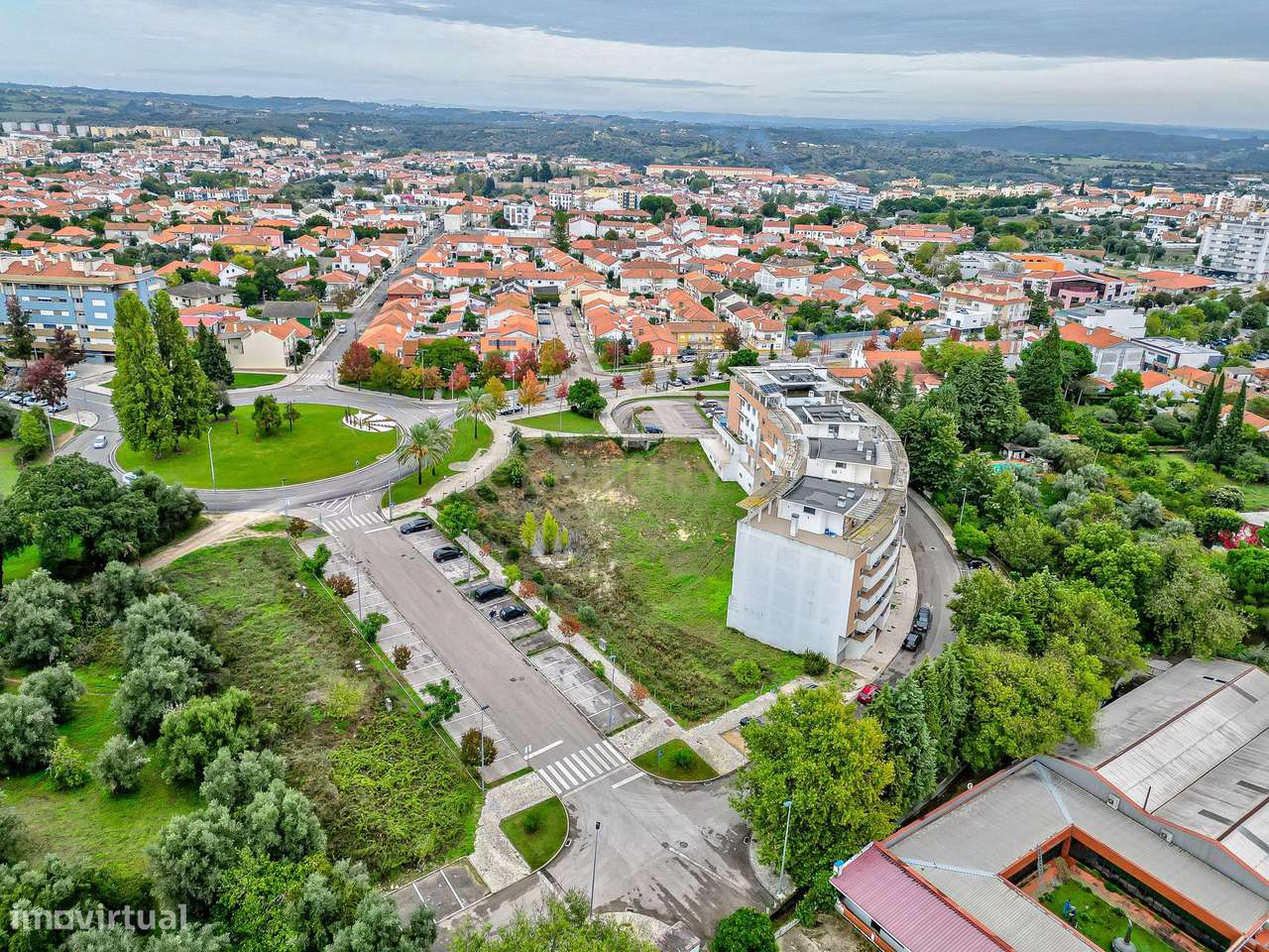 Torres Novas – Terreno para construção de Edifício. - Grande imagem: 2/3